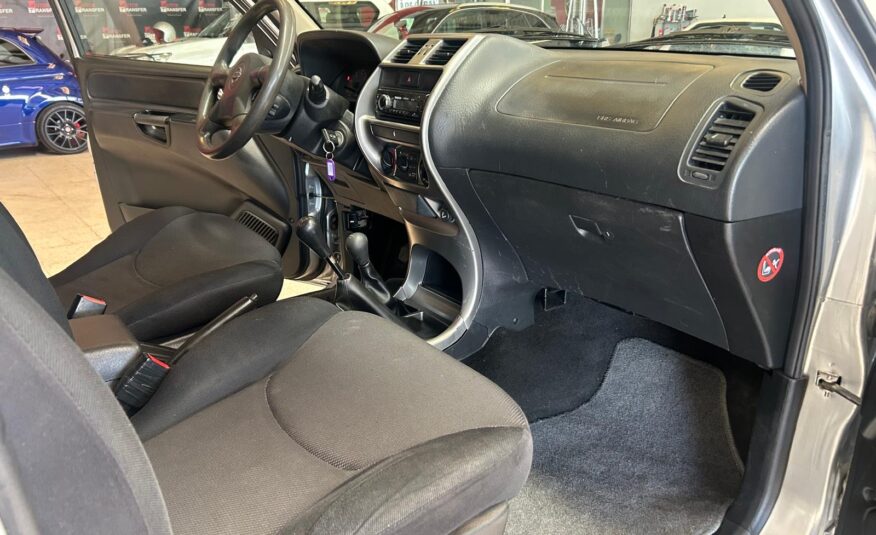 NISSAN TERRANO II 2.7 TDI