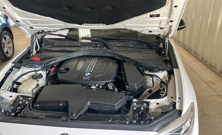 BMW 218D M