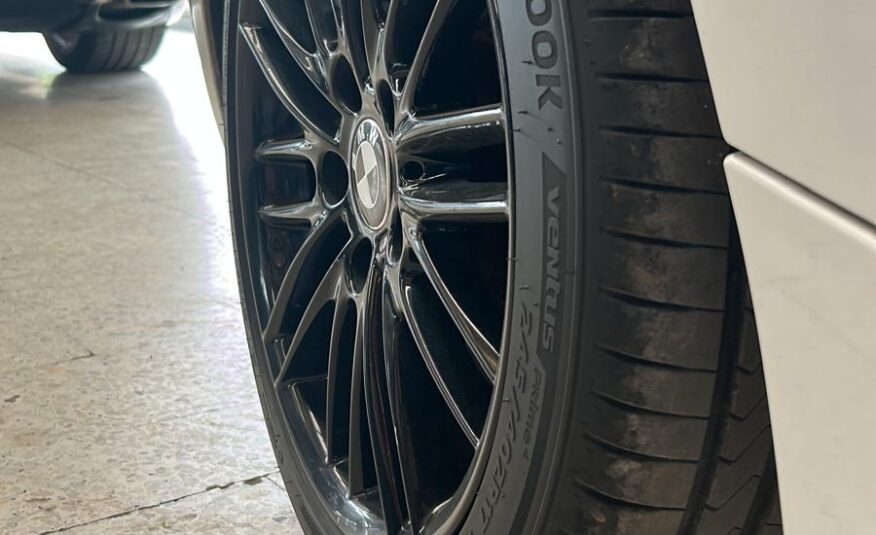 BMW 218D M
