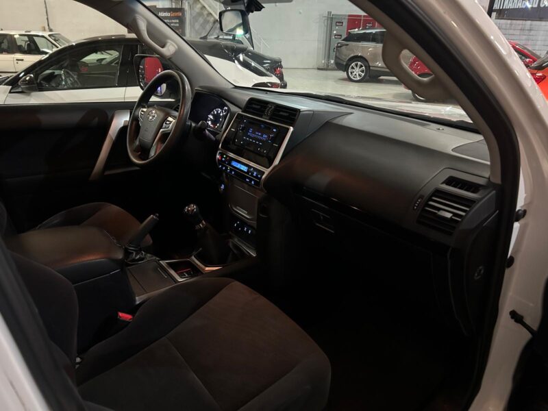 TOYOTA LAND CRUISER D4D