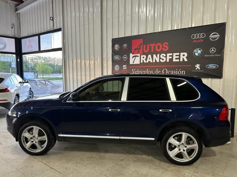 PORSCHE Cayenne S V8