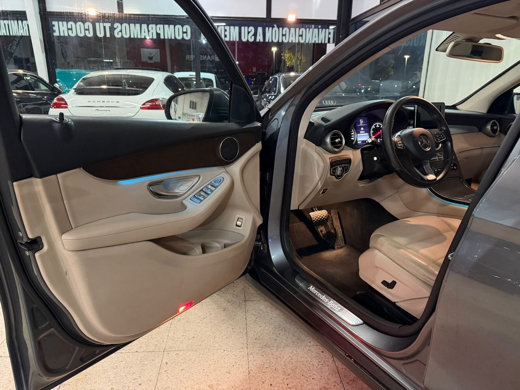 MERCEDES-BENZ GLC 250 4 MATIC