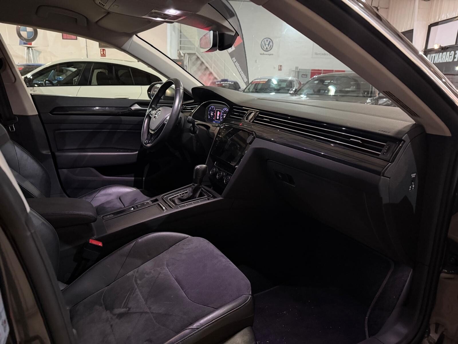 VOLKSWAGEN ARTEON ELEGANCE