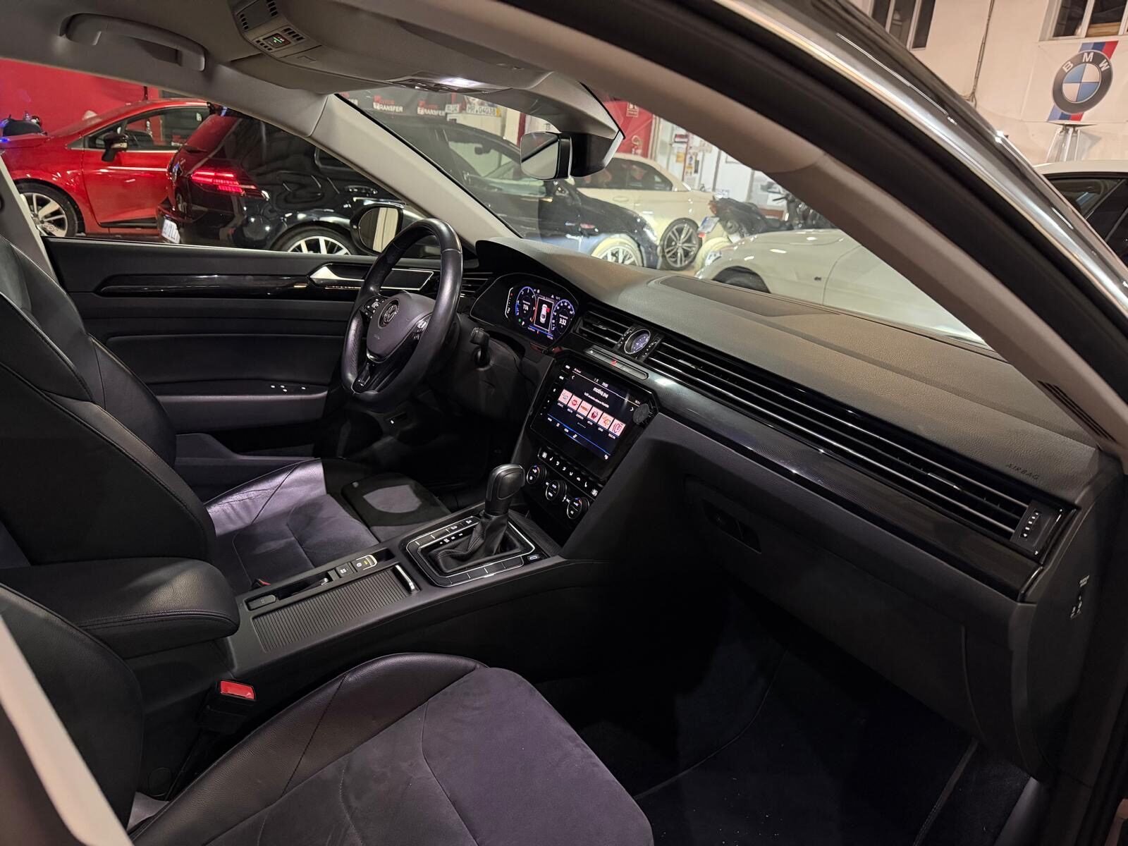 VOLKSWAGEN ARTEON ELEGANCE