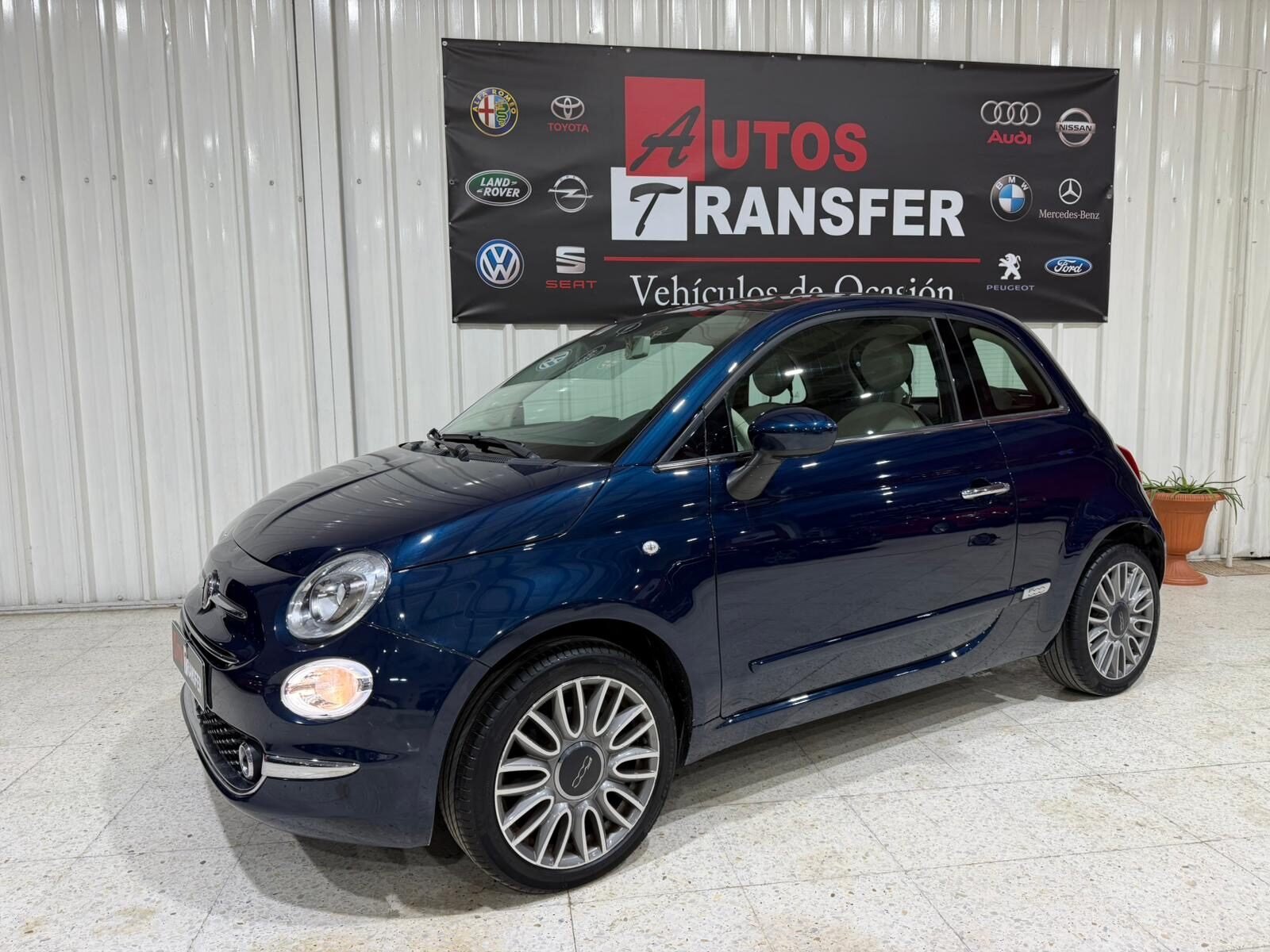 FIAT 500 LOUNGE