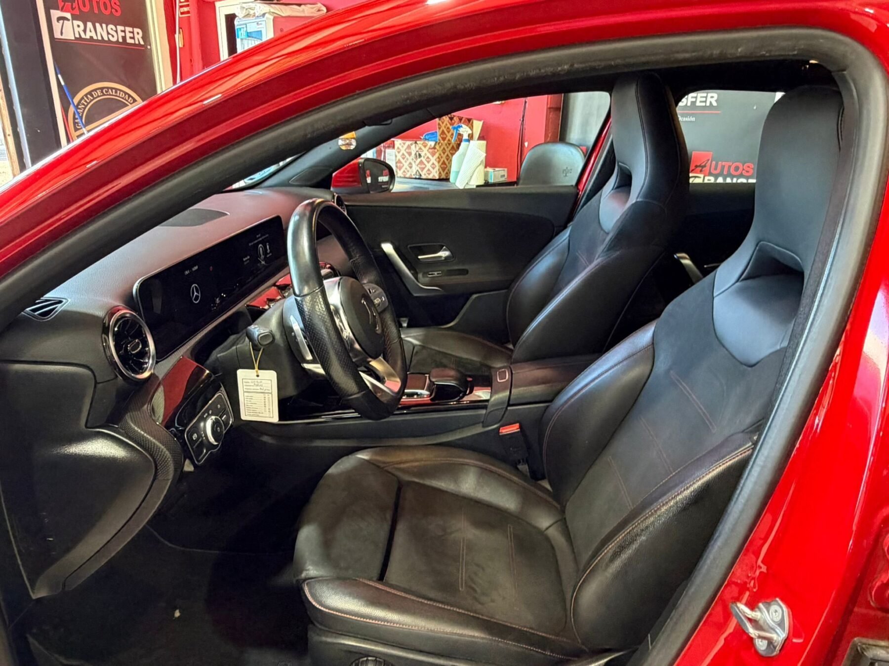 MERCEDES-BENZ A 180 AMG