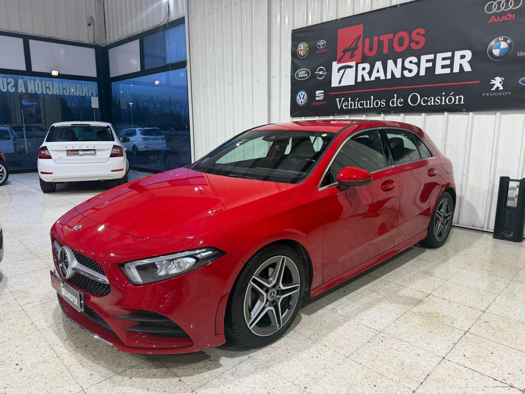 MERCEDES-BENZ A 180 AMG