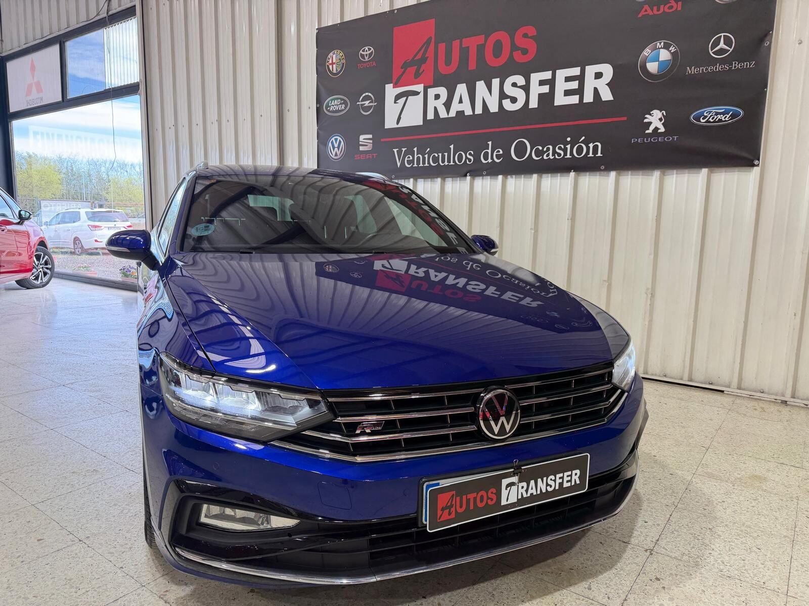 VOLKSWAGEN PASSAT R-line