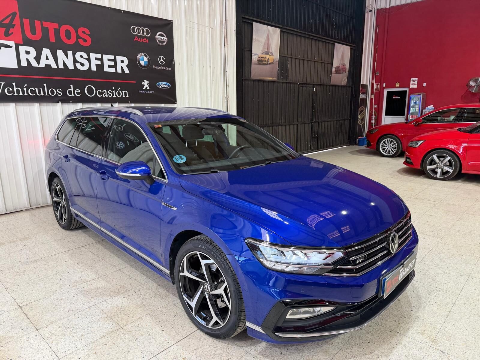 VOLKSWAGEN PASSAT R-line