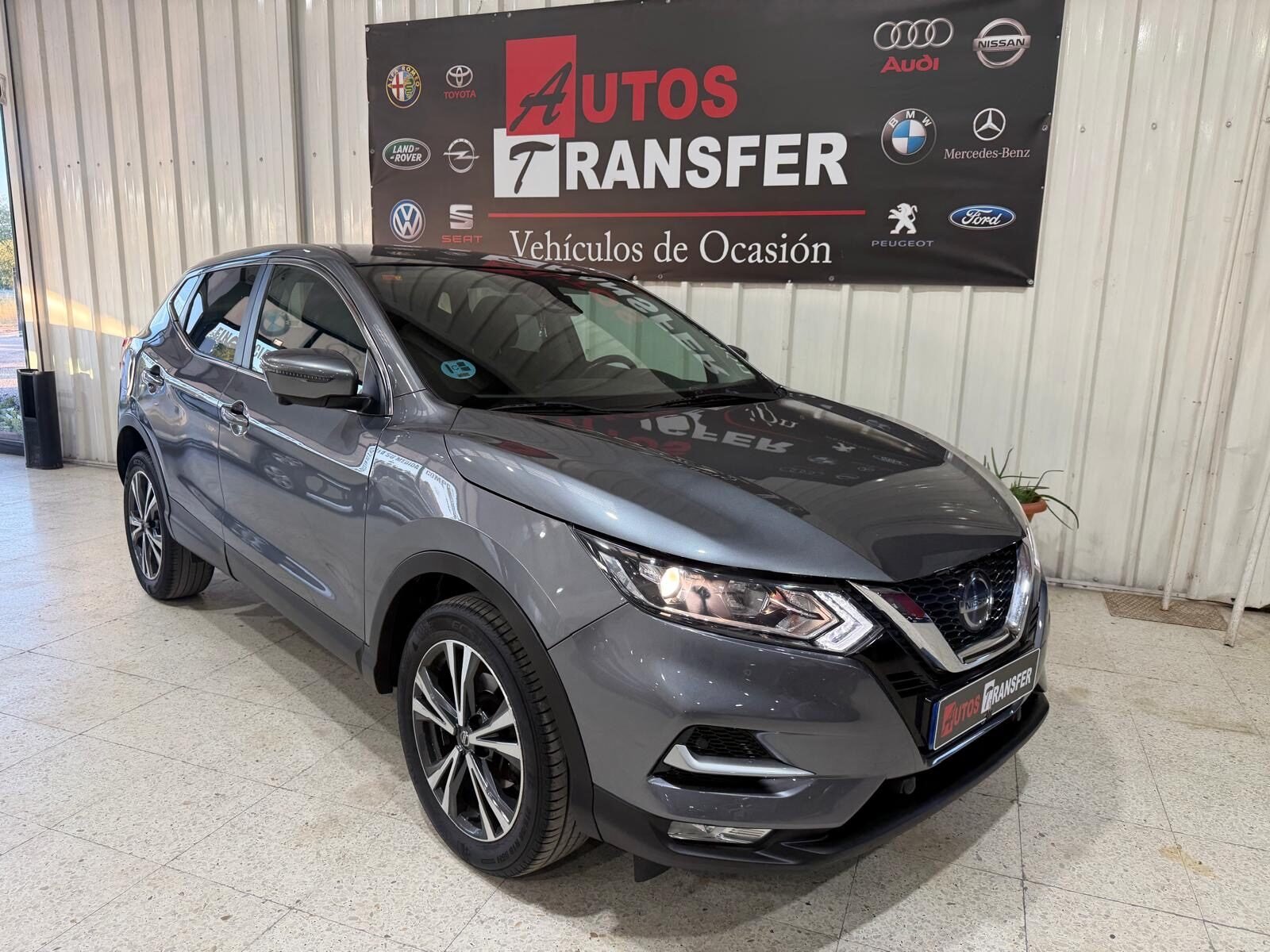 NISSAN Qasqai teckna