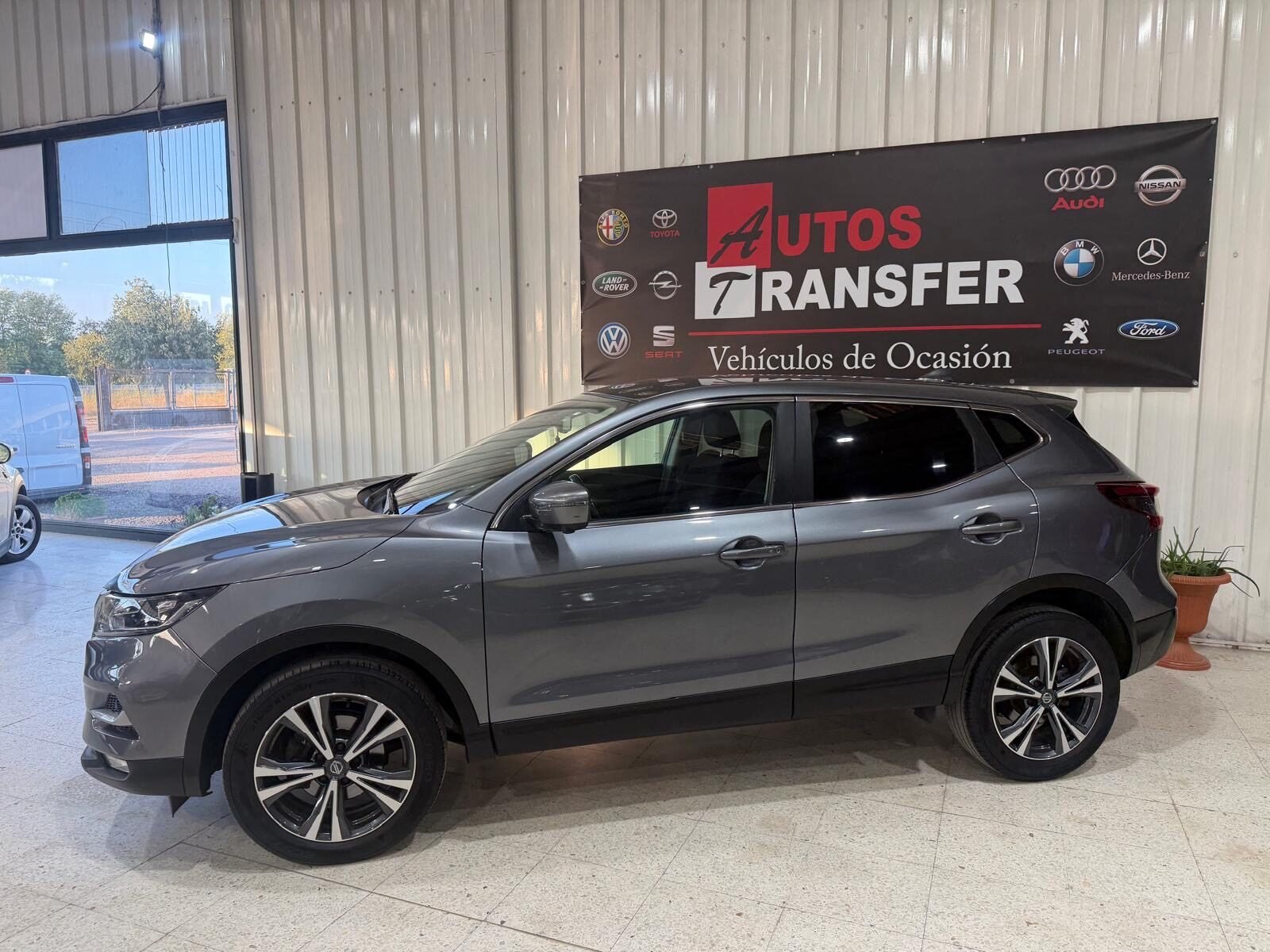 NISSAN Qasqai teckna